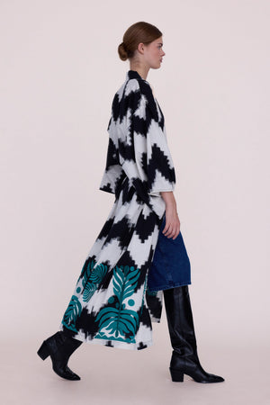 Jain Black Kimono in XS/S BLACK - Sustainable Fashion by KLEED LOUNGEWEAR