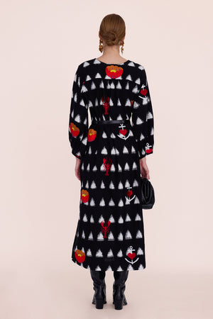 Gondi Black Kaftan in XS/S BLACK - Sustainable Fashion by KLEED LOUNGEWEAR