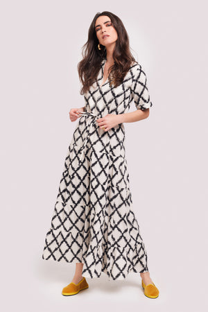 White Bikaner Dress in M/L WHITE - Sustainable Fashion by KLEED LOUNGEWEAR