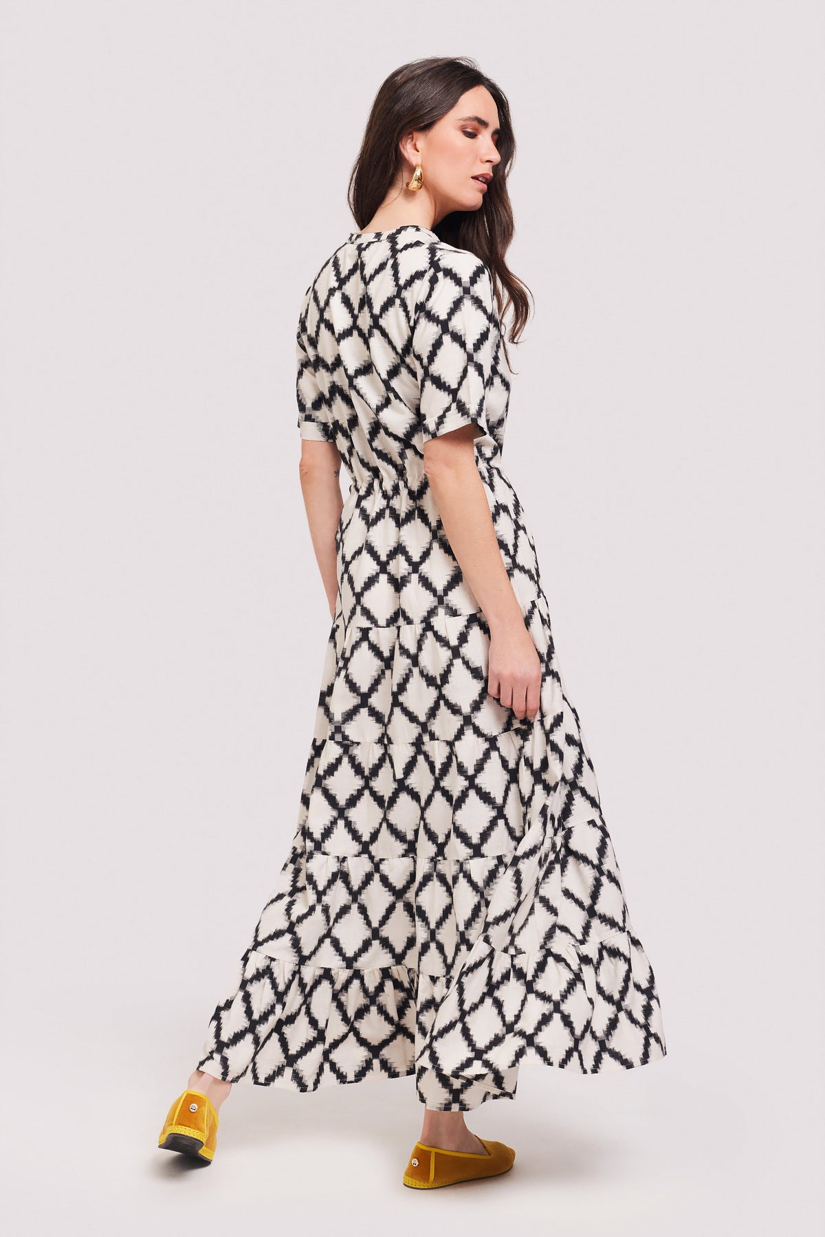 White Bikaner Dress in M/L WHITE - Sustainable Fashion by KLEED LOUNGEWEAR