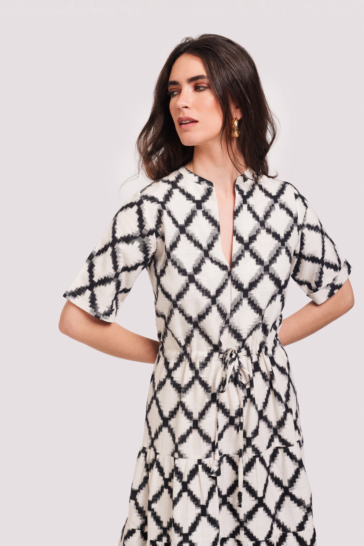 White Bikaner Dress in M/L WHITE - Sustainable Fashion by KLEED LOUNGEWEAR