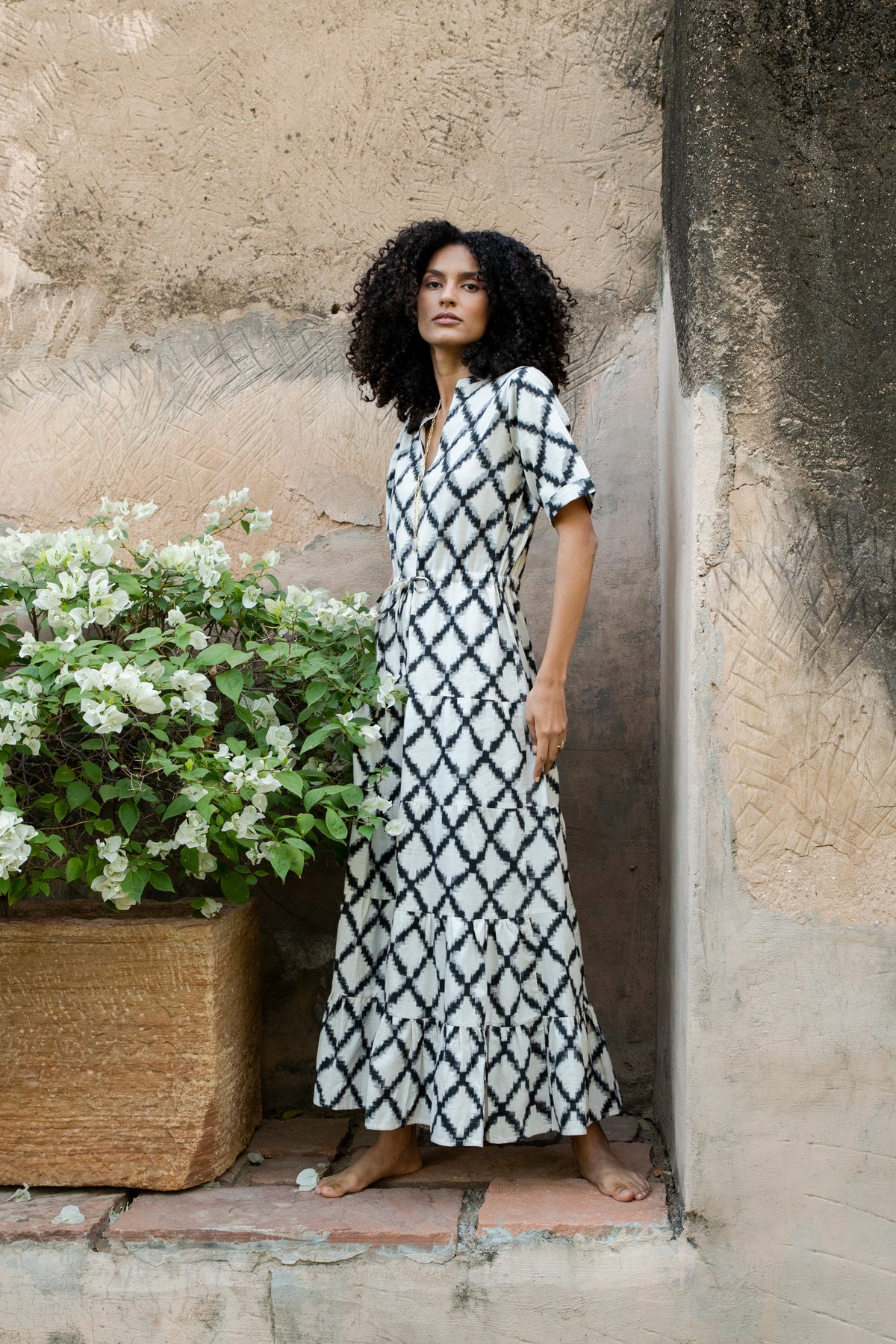 White Bikaner Dress in M/L WHITE - Sustainable Fashion by KLEED LOUNGEWEAR