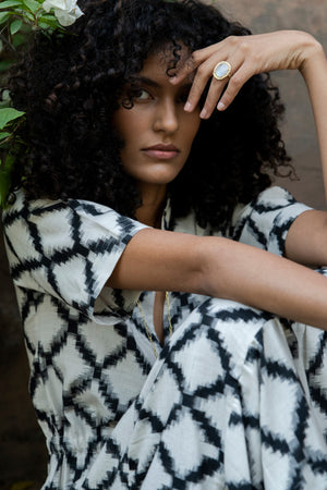 White Bikaner Dress in M/L WHITE - Sustainable Fashion by KLEED LOUNGEWEAR