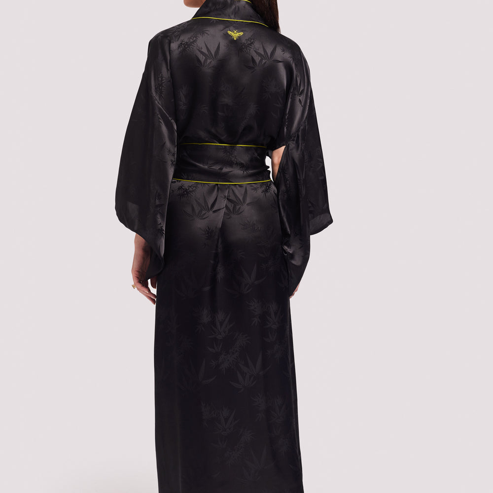 
                      
                        Bamboo Black Robe
                      
                    
