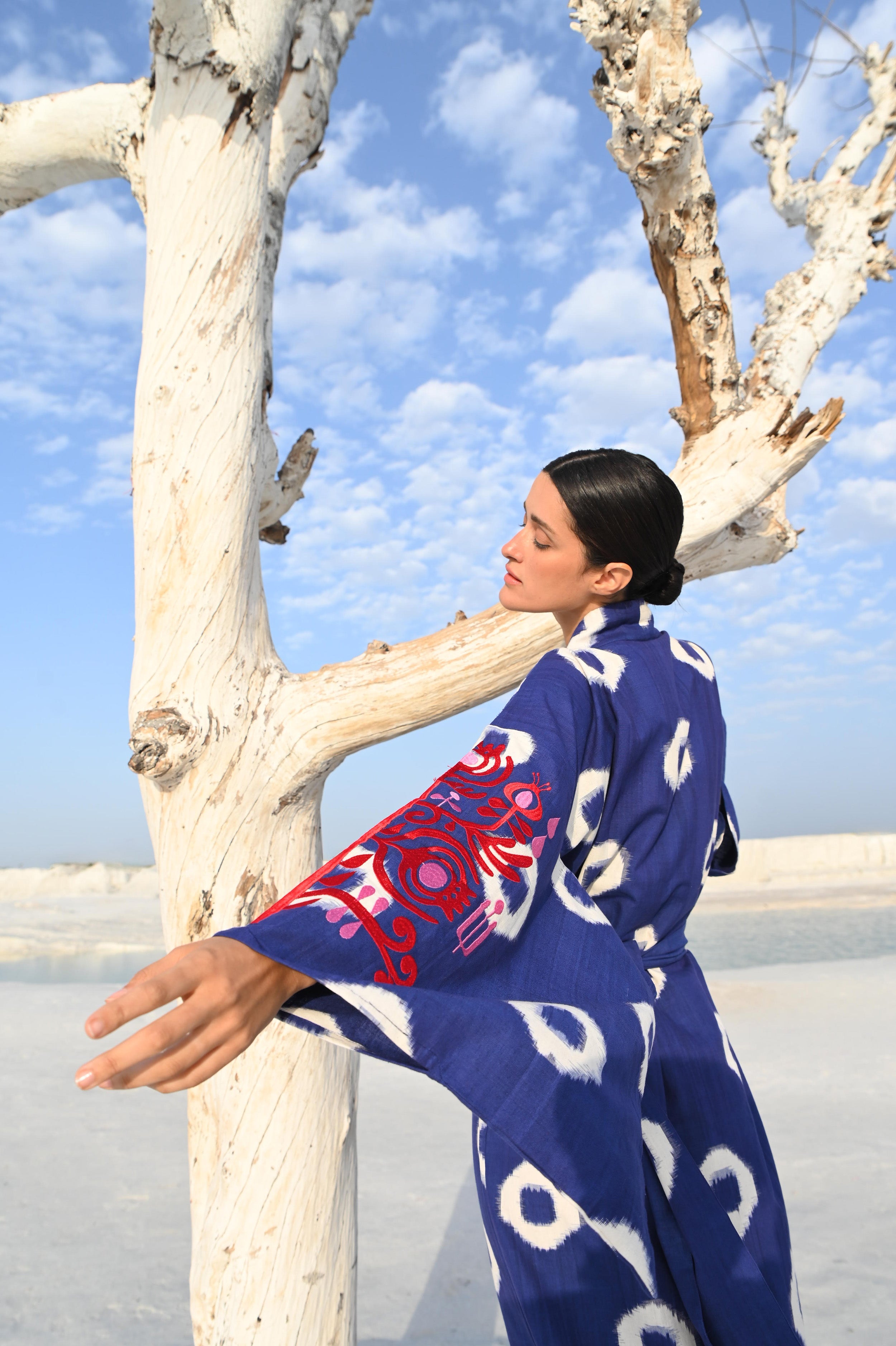 Cotton Kimono Blue Manda Naya | Kleed – KLEED LOUNGEWEAR