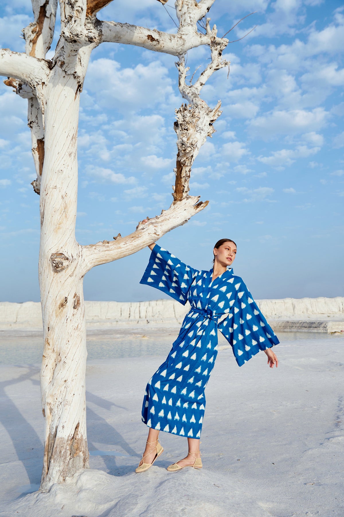 Turquoise Savannah Kimono in S/M TURQUOISE - Sustainable Fashion by KLEED LOUNGEWEAR