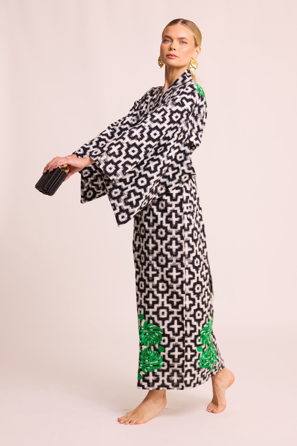 Rodoo White Kimono in S/M WHITE - Sustainable Fashion by KLEED LOUNGEWEAR