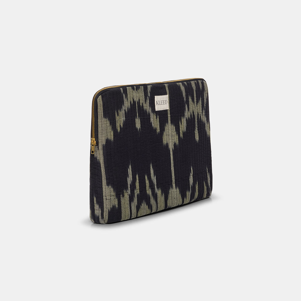 
                      
                        Congo Computer Case
                      
                    