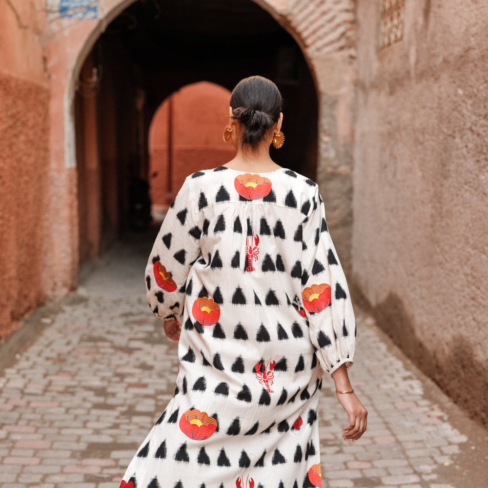 
                      
                        Gondi White Kaftan
                      
                    