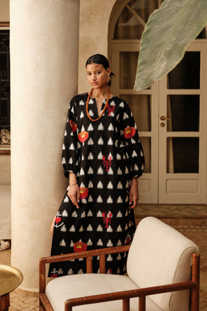 Gondi Black Kaftan in XS/S BLACK - Sustainable Fashion by KLEED LOUNGEWEAR