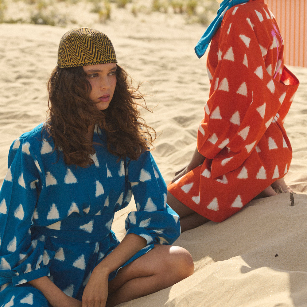 
                      
                        Turquoise Savannah Short Kimono [KLEED]
                      
                    