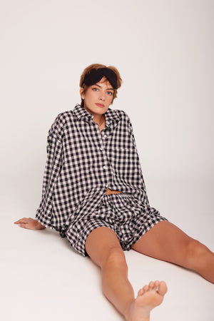 Bhati Black Short Pyjama in XS/S BLACK - Sustainable Fashion by KLEED LOUNGEWEAR
