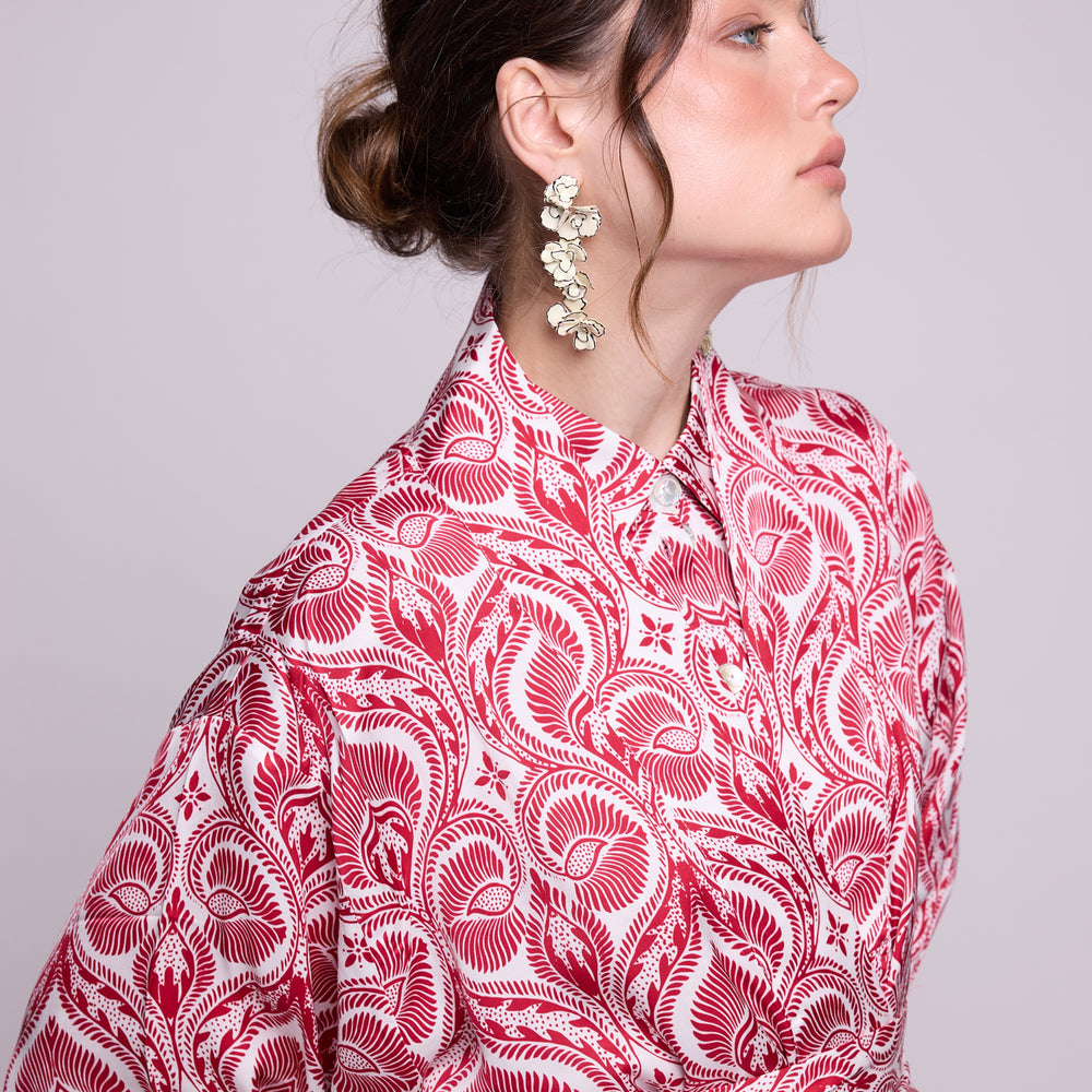 
                      
                        Kushee Red Robe [KLEED]
                      
                    