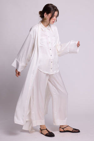Jamun White Robe in SMALL WHITE - Sustainable Fashion by KLEED LOUNGEWEAR