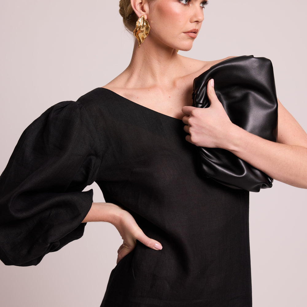 
                      
                        Keeri Black Short Dress [KLEED]
                      
                    