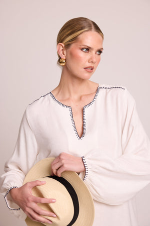 Komari White Kaftan in XS/S WHITE - Sustainable Fashion by KLEED LOUNGEWEAR