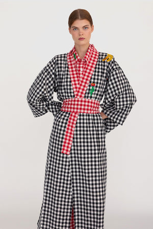 Ambar Black Kimono in S/M BLACK - Sustainable Fashion by KLEED LOUNGEWEAR