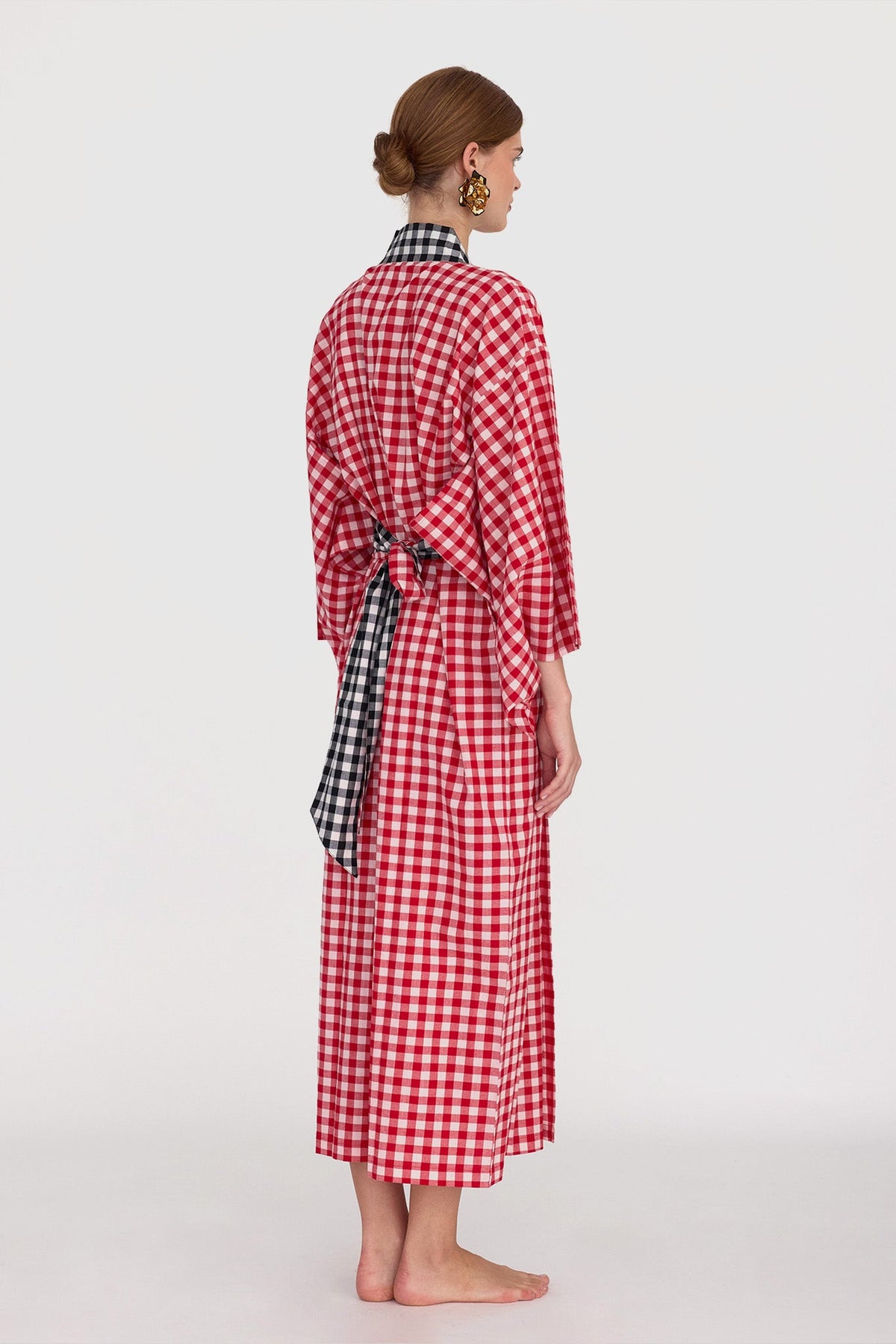 Ambar Red Kimono in S/M RED - Sustainable Fashion by KLEED LOUNGEWEAR