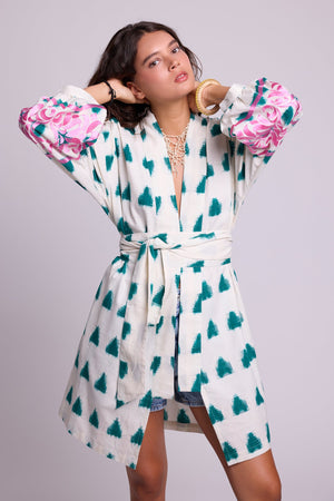 Emerald Savannah Short Kimono in XS/S GREEN - Sustainable Fashion by KLEED LOUNGEWEAR