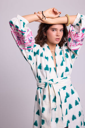 Emerald Savannah Short Kimono in XS/S GREEN - Sustainable Fashion by KLEED LOUNGEWEAR