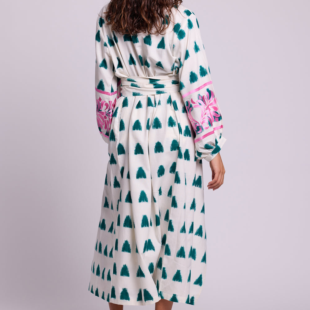 
                      
                        Emerald Savannah Kandy Kimono [KLEED]
                      
                    