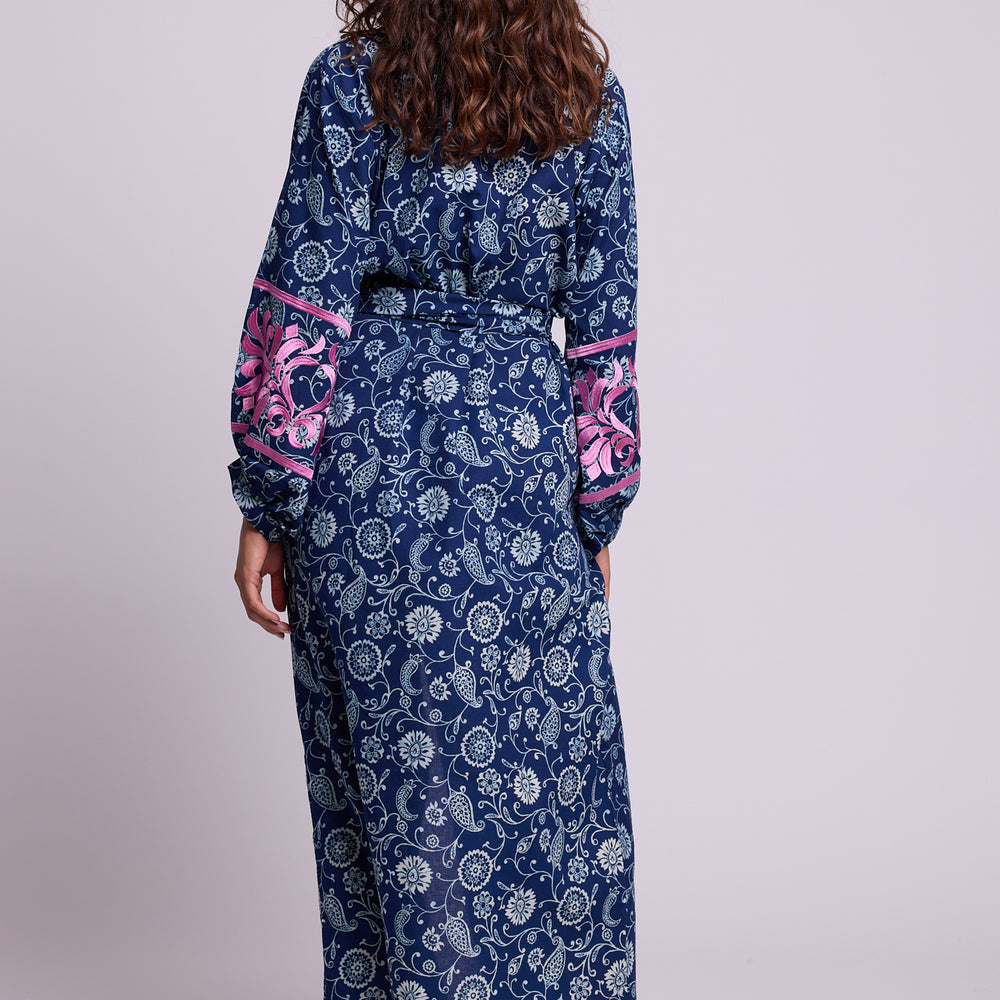
                      
                        Provance Kimono [KLEED]
                      
                    