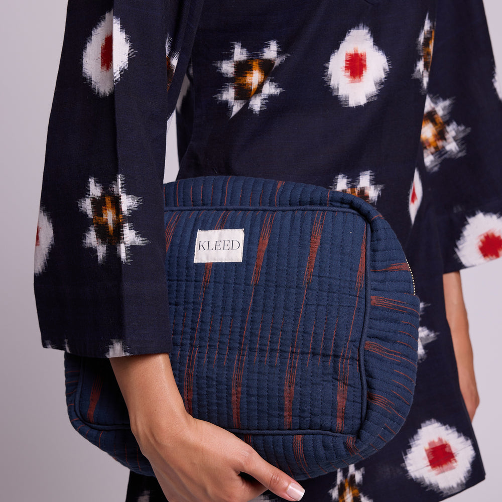 
                      
                        Brick Blues Midi Pouch [KLEED]
                      
                    