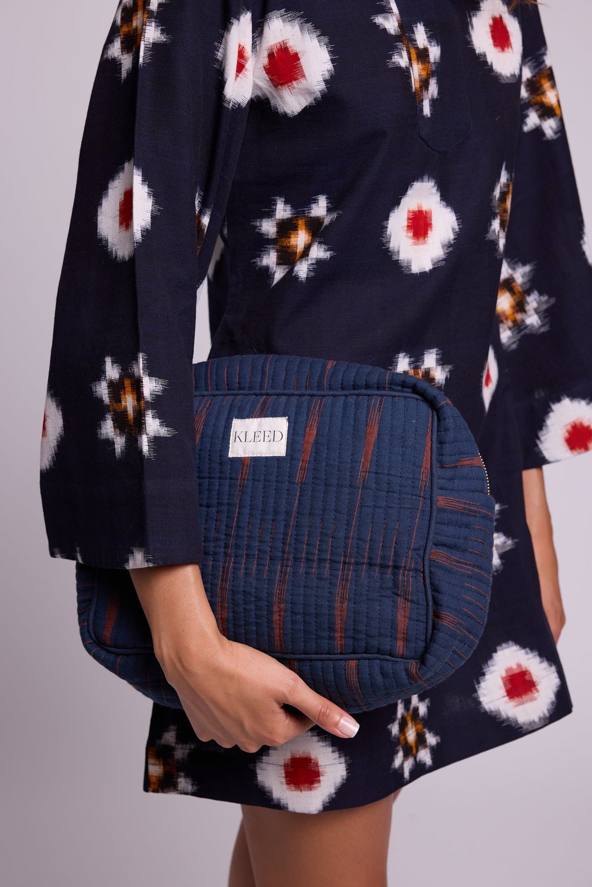Brick Blues Midi Pouch in ONE SIZE DARK BLUE - Sustainable Fashion by KLEED LOUNGEWEAR