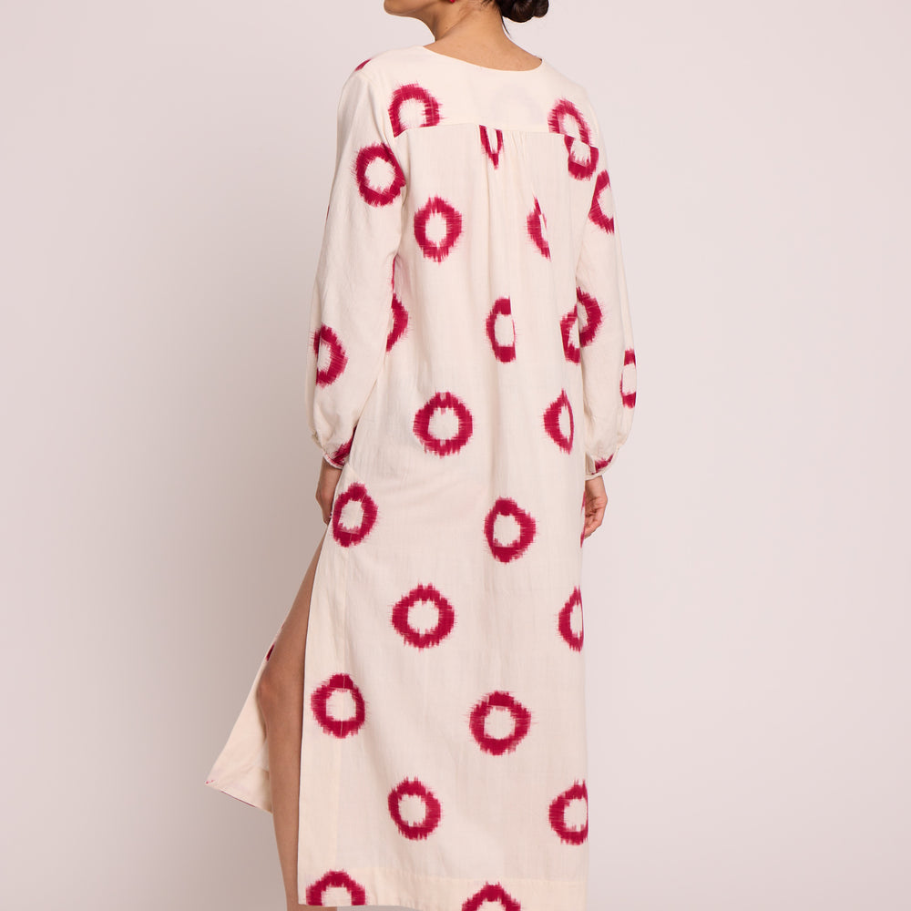 
                      
                        Nagar Red Kaftan [KLEED]
                      
                    