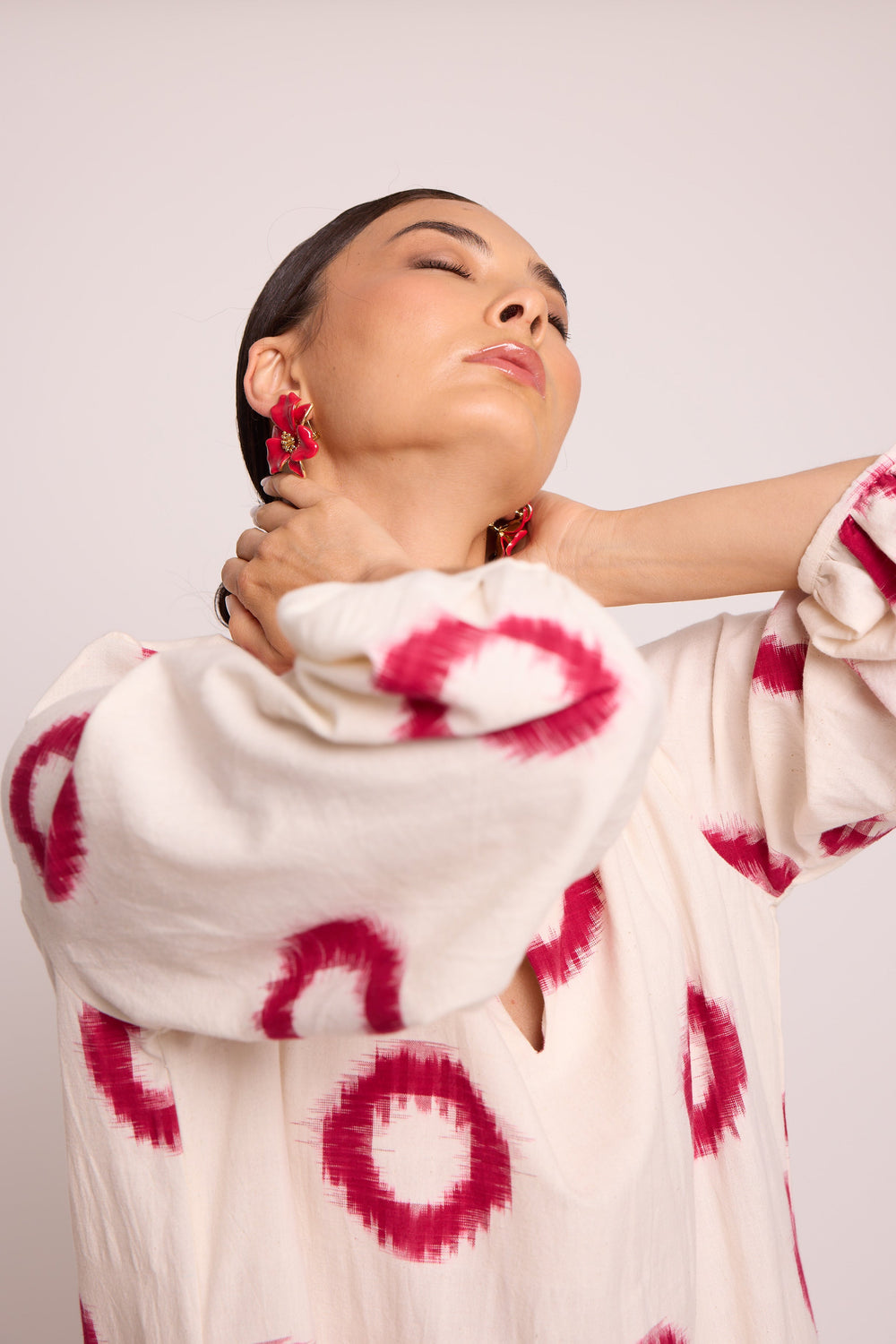 Nagar Red Kaftan in XS/S RED - Sustainable Fashion by KLEED LOUNGEWEAR