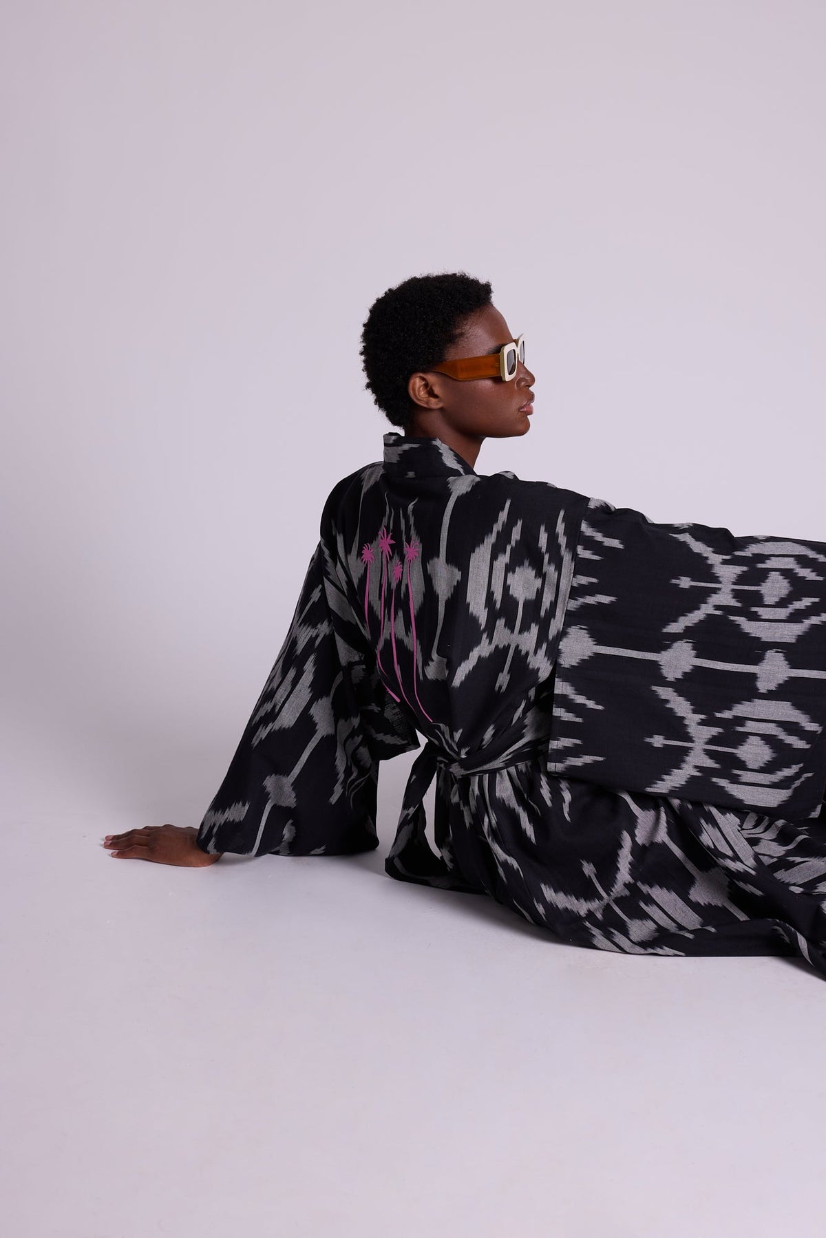 Grey Congo Palm Kimono in XS/S GREY - Sustainable Fashion by KLEED LOUNGEWEAR