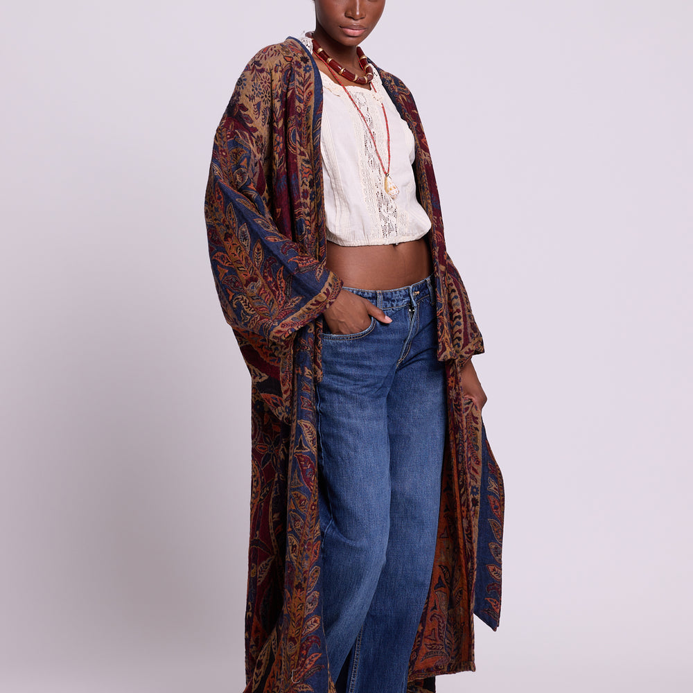 
                      
                        Maroon Paisley Kimono Coat [KLEED]
                      
                    