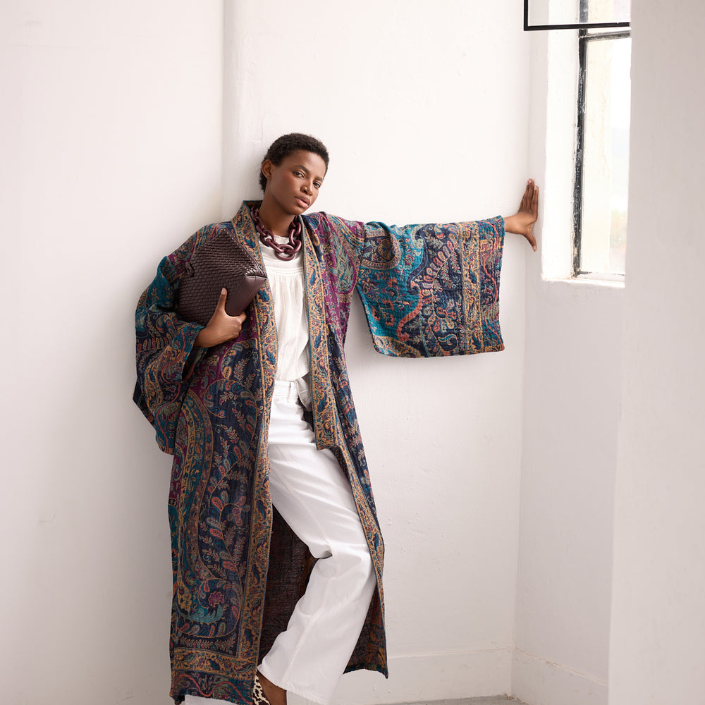 
                      
                        Fuccia Paisley Kimono Coat [KLEED]
                      
                    