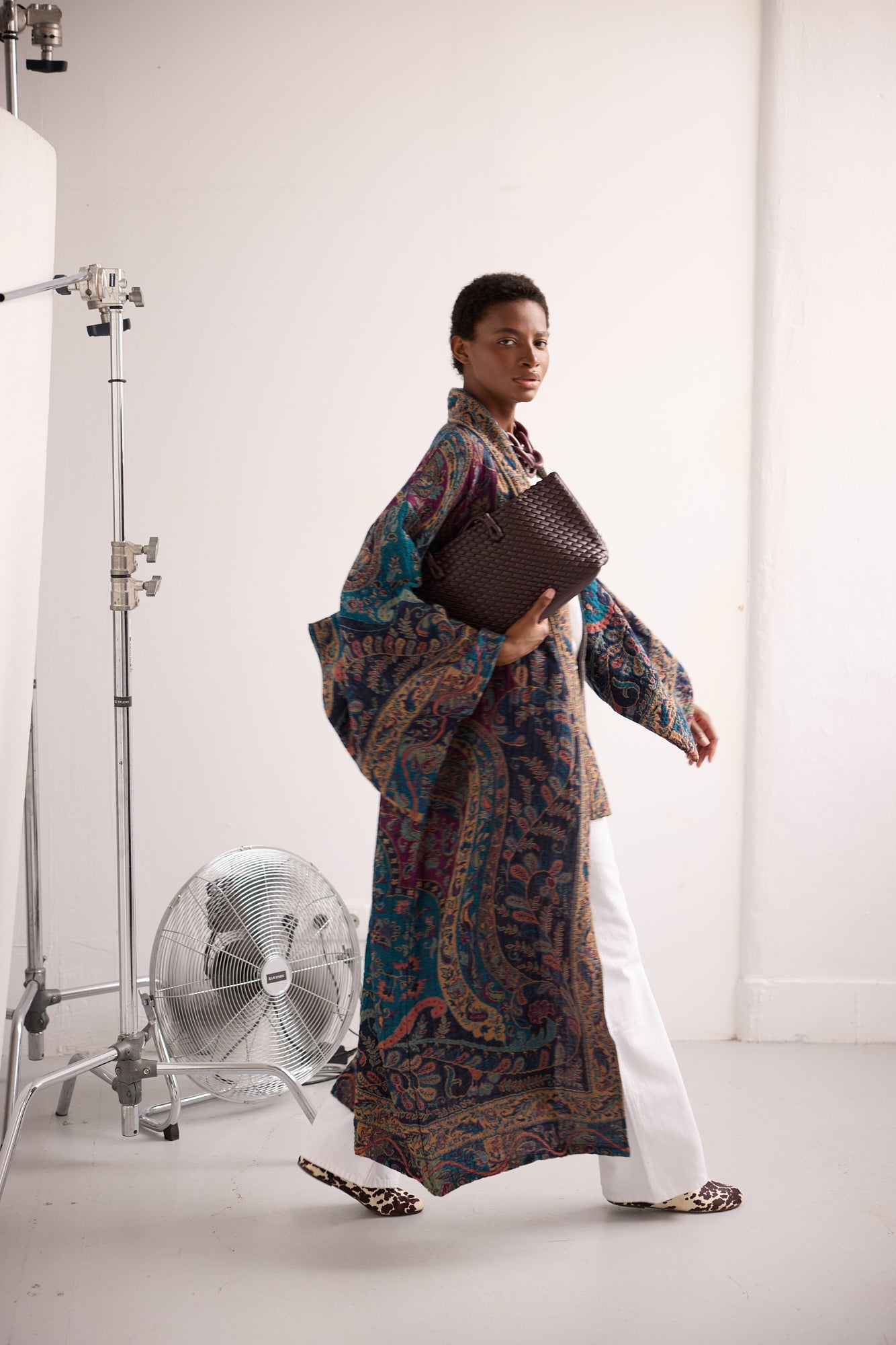 Fuccia Paisley Kimono Coat – KLEED LOUNGEWEAR