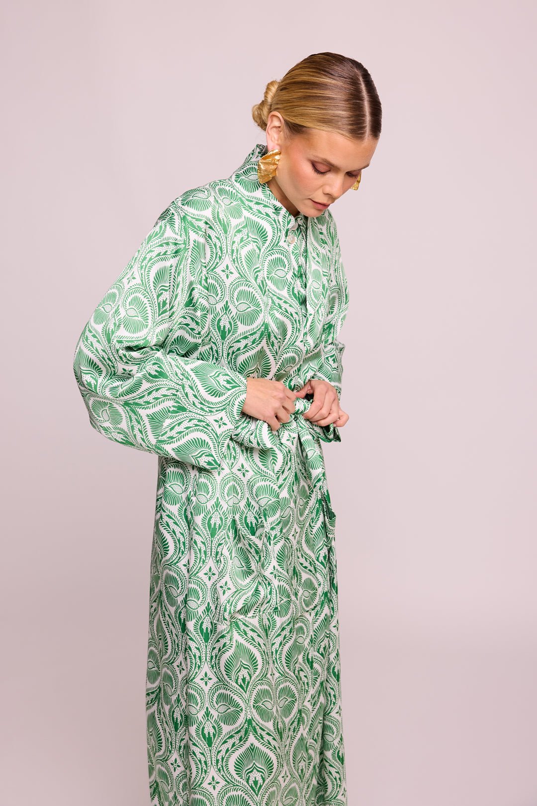 Kushee Green Robe in SMALL GREEN - Sustainable Fashion by KLEED LOUNGEWEAR
