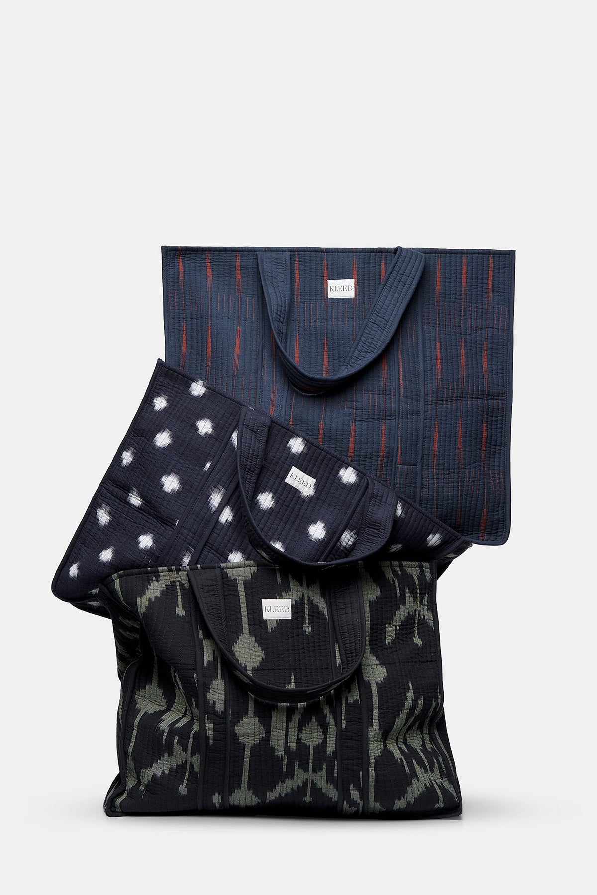 Brick Blues Weekender in ONE SIZE DARK BLUE - Sustainable Fashion by KLEED LOUNGEWEAR