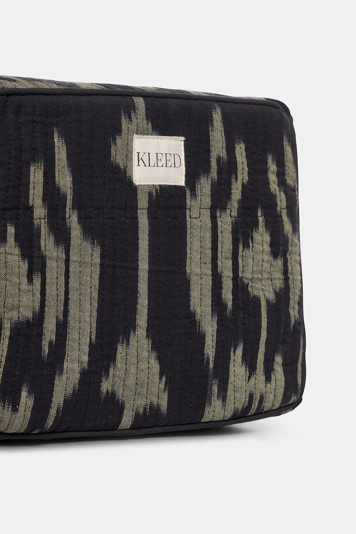 Congo Midi Pouch in ONE SIZE BLACK - Sustainable Fashion by KLEED LOUNGEWEAR