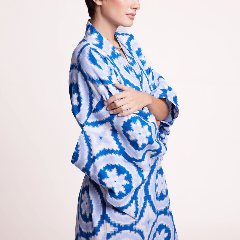 
                      
                        Malai Blue Kimono [KLEED]
                      
                    