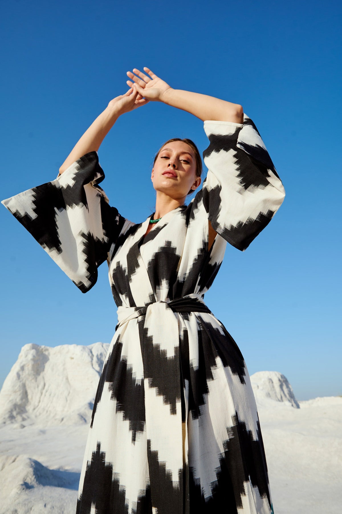 Jain Black Kimono in XS/S BLACK - Sustainable Fashion by KLEED LOUNGEWEAR