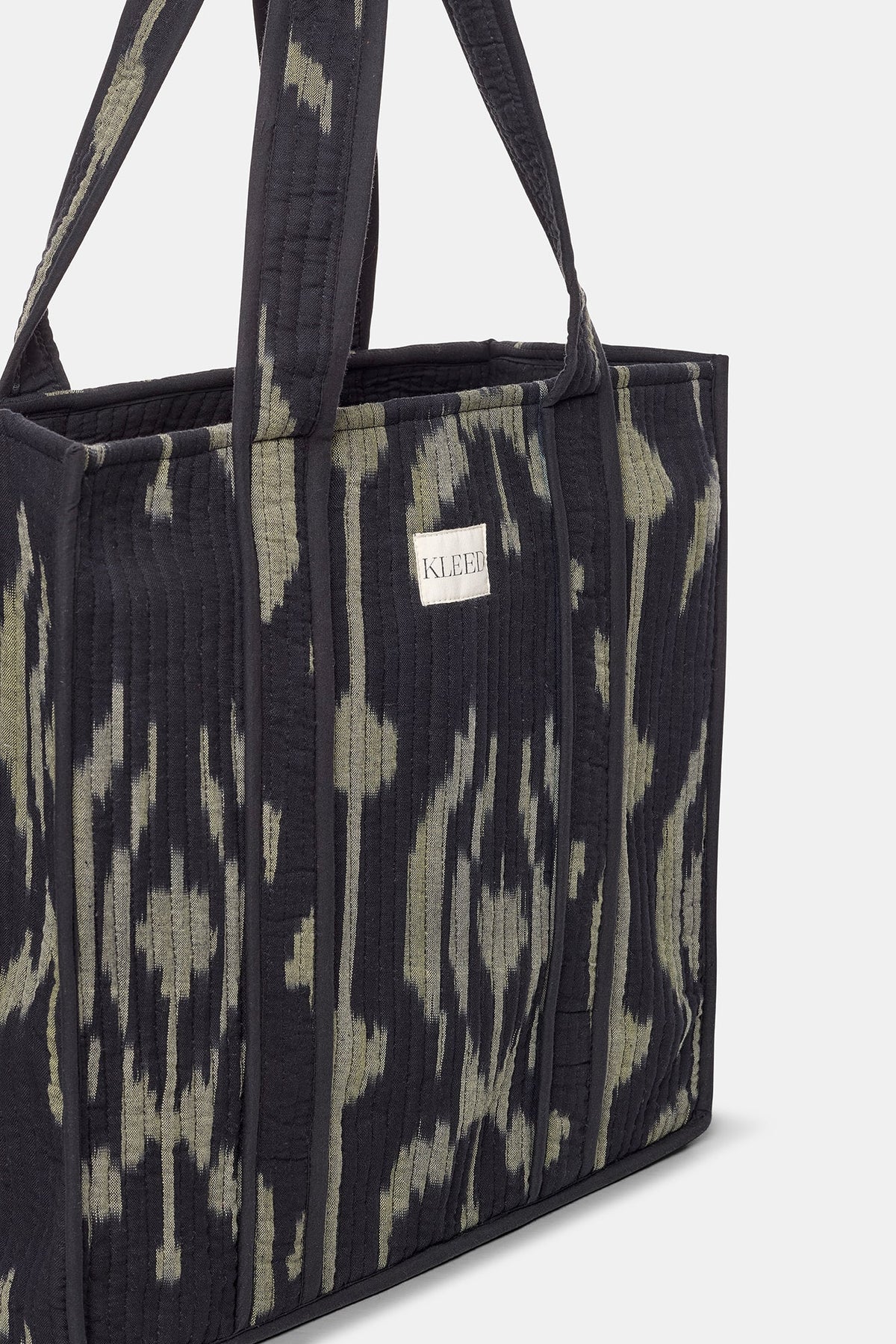 Congo Tote Bag in ONE SIZE BLACK - Sustainable Fashion by KLEED LOUNGEWEAR