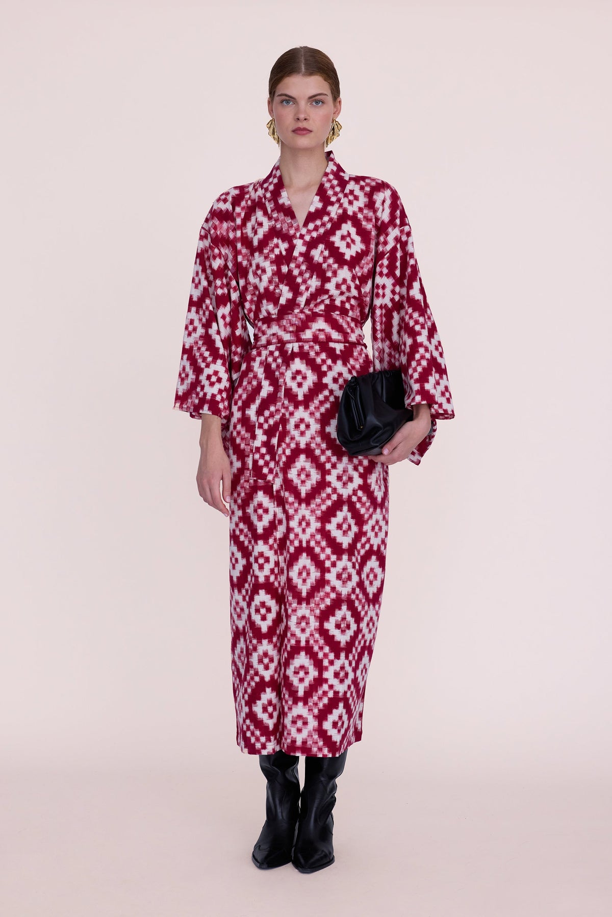 Front side of the Mombasa red Ikat cotton kimono by Kleed, handcrafted sustainable loungewear